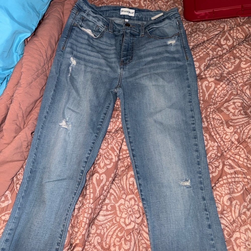 Trendy Ripped Denim Jeans